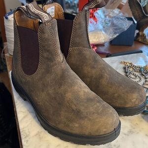 Blundstone women’s classics Leather Chelsea Boots